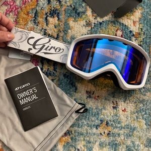 NWT Giro Women's Charm Snow Goggles